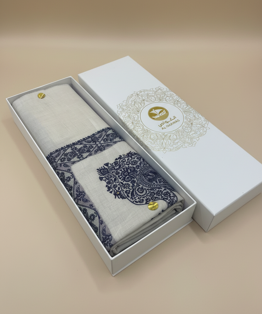 الشال داخل العلبة