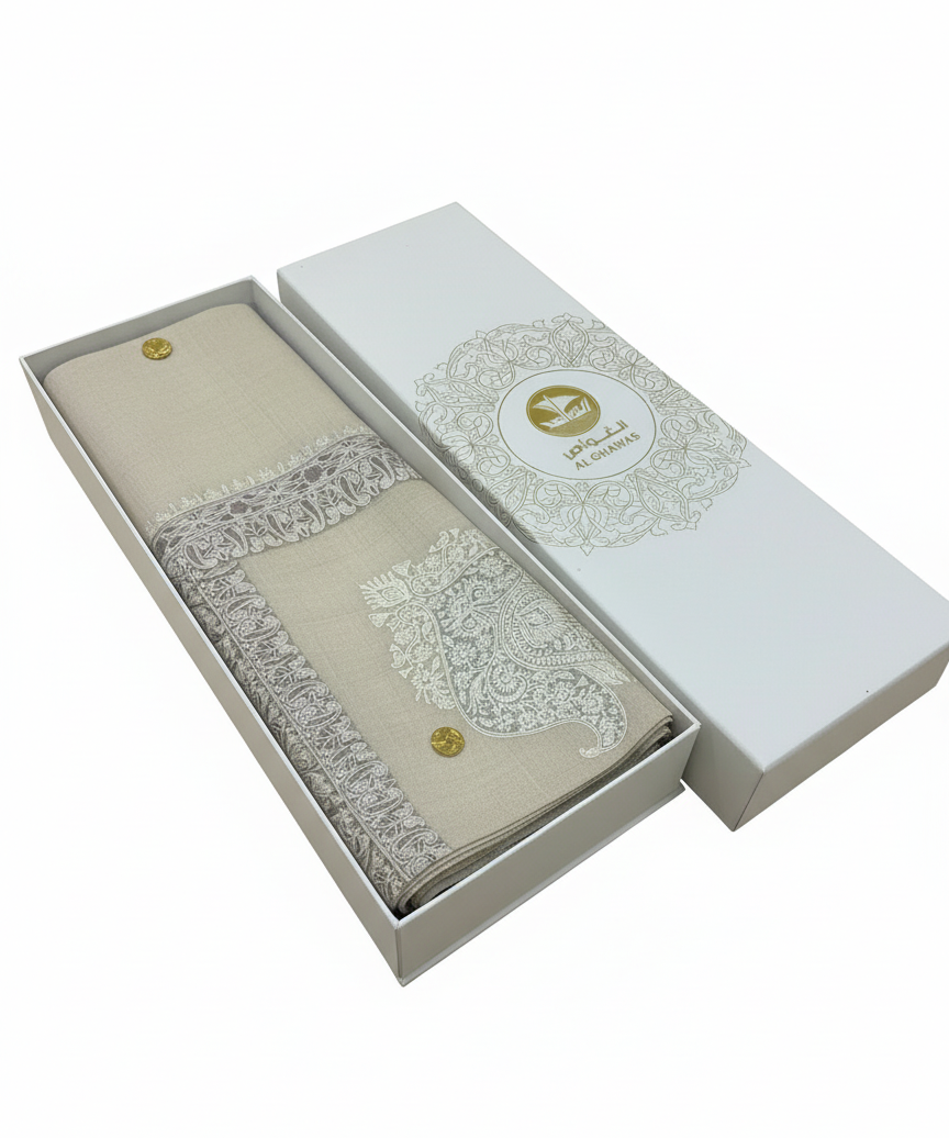 Shemagh in box with cover