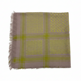 Yellow shawl with preserved orientation