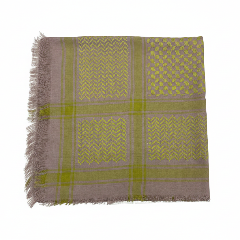 Yellow shawl with preserved orientation