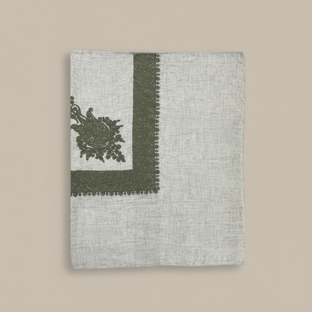 Shawl without plastic wrap - original design preserved